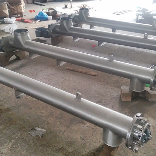 Screw conveyor
